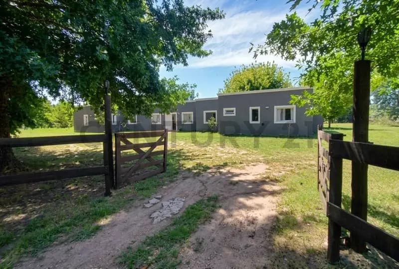 Casa en venta · Colonia de Chacras del Rio Luján, Luján, GBA Oeste, Provincia de Buenos Aires Casa en venta · Colonia de Chacras del Rio Luján, Luján, GBA Oeste, Provincia de Buenos Aires