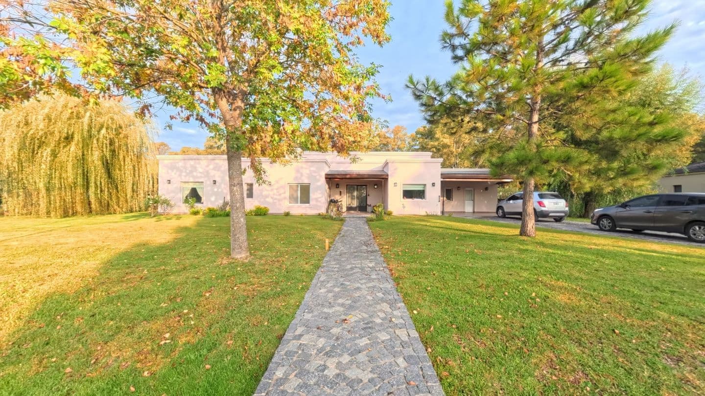 Casa en venta · Fincas de San Vicente, San Vicente, GBA Sur, Provincia de Buenos Aires Casa en venta · Fincas de San Vicente, San Vicente, GBA Sur, Provincia de Buenos Aires