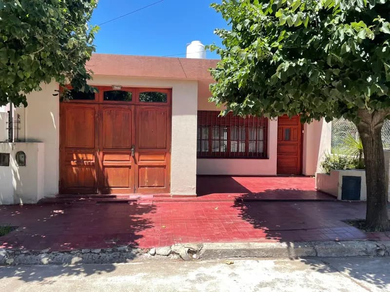 Casa en venta · Granja De Funes, Córdoba Capital, Córdoba Casa en venta · Granja De Funes, Córdoba Capital, Córdoba
