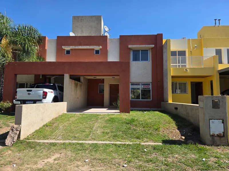 Casa en venta · Barrio Privado La Catalina, Córdoba Capital, Córdoba Casa en venta · Barrio Privado La Catalina, Córdoba Capital, Córdoba