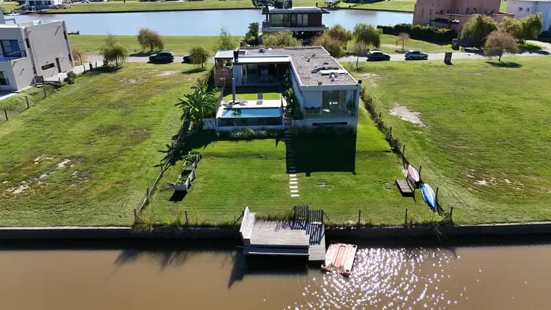Casa en venta · El Naudir, Escobar, GBA Norte, Provincia de Buenos Aires Casa en venta · El Naudir, Escobar, GBA Norte, Provincia de Buenos Aires