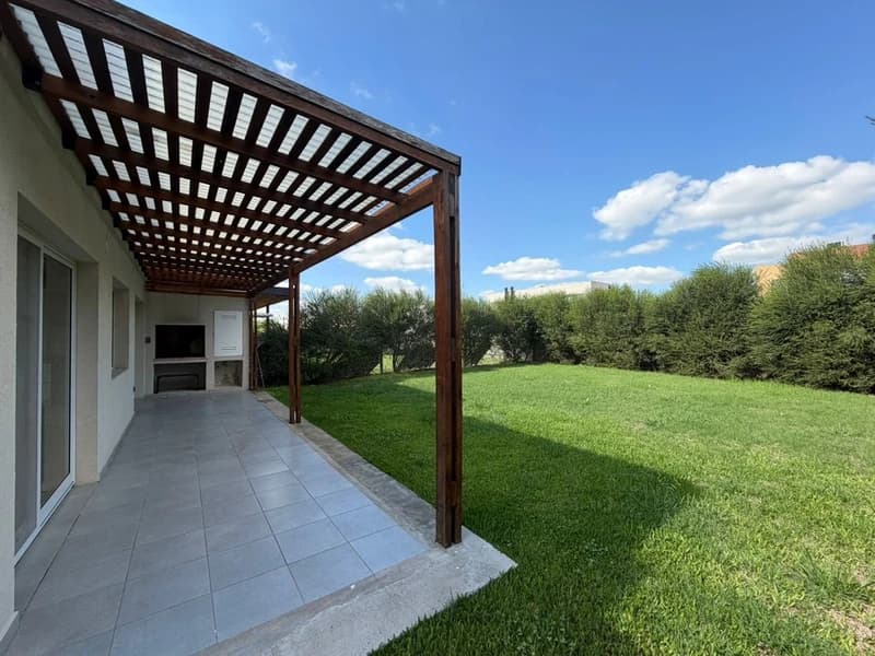 Casa en alquiler · Casas de San Patricio, Villanueva, Tigre, GBA Norte, Provincia de Buenos Aires Casa en alquiler · Casas de San Patricio, Villanueva, Tigre, GBA Norte, Provincia de Buenos Aires