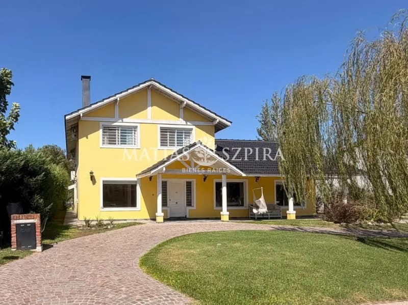 Casa en venta · Boca Raton Country Club, Pilar, GBA Norte, Provincia de Buenos Aires Casa en venta · Boca Raton Country Club, Pilar, GBA Norte, Provincia de Buenos Aires