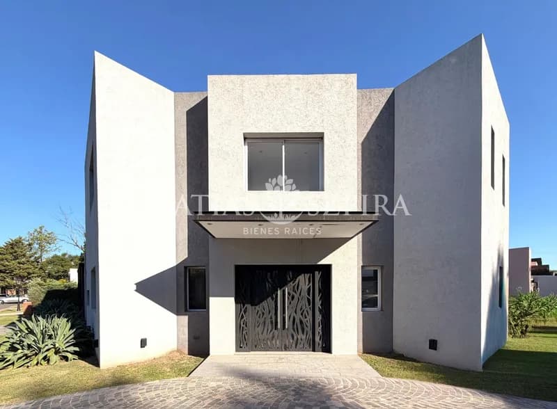 Casa en venta · Barrio Privado Astorga, La Reja, Moreno, GBA Oeste, Provincia de Buenos Aires Casa en venta · Barrio Privado Astorga, La Reja, Moreno, GBA Oeste, Provincia de Buenos Aires
