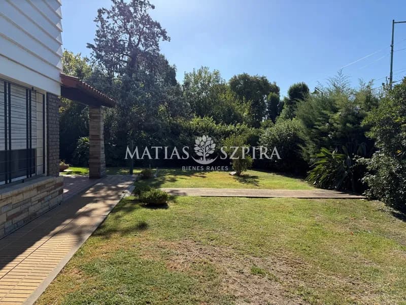 Casa en venta · Libertad, Merlo, GBA Oeste, Provincia de Buenos Aires Casa en venta · Libertad, Merlo, GBA Oeste, Provincia de Buenos Aires