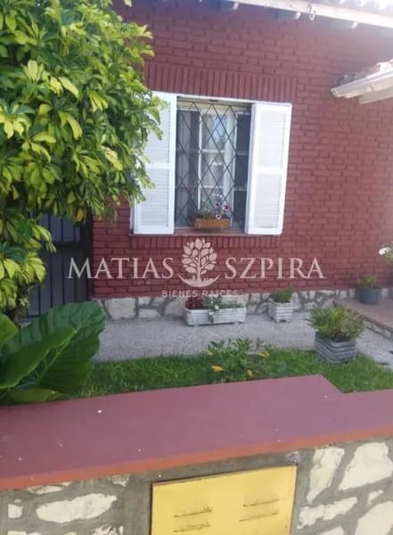 Casa en venta · Haedo, Morón, GBA Oeste, Provincia de Buenos Aires Casa en venta · Haedo, Morón, GBA Oeste, Provincia de Buenos Aires
