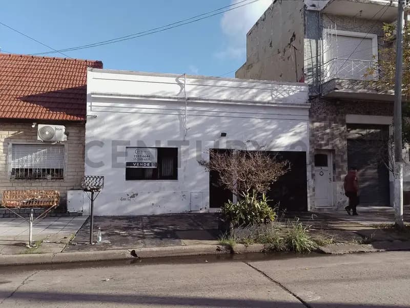 Casa en venta · Lanús Oeste, Lanús, Lanús, GBA Sur, Provincia de Buenos Aires Casa en venta · Lanús Oeste, Lanús, Lanús, GBA Sur, Provincia de Buenos Aires