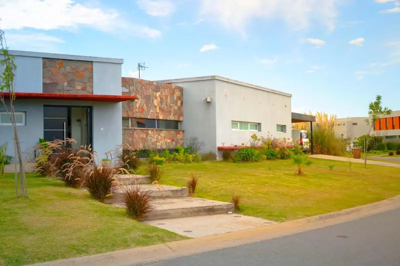 Casa en venta · San Sebastián, Escobar, GBA Norte, Provincia de Buenos Aires Casa en venta · San Sebastián, Escobar, GBA Norte, Provincia de Buenos Aires
