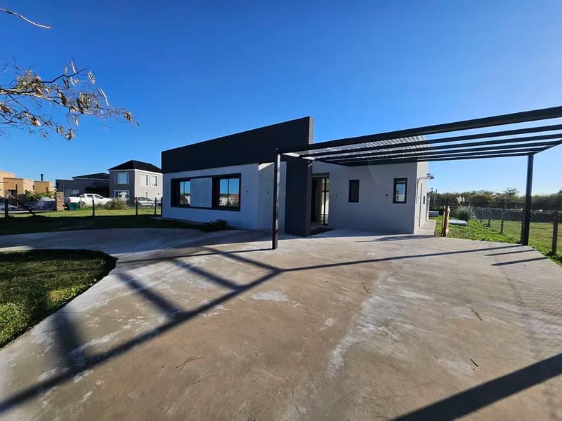 Casa en alquiler · San Sebastián, Escobar, GBA Norte, Provincia de Buenos Aires Casa en alquiler · San Sebastián, Escobar, GBA Norte, Provincia de Buenos Aires