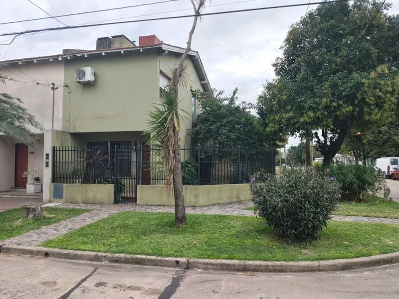 Casa en venta · Campana, Campana, GBA Norte, Provincia de Buenos Aires Casa en venta · Campana, Campana, GBA Norte, Provincia de Buenos Aires