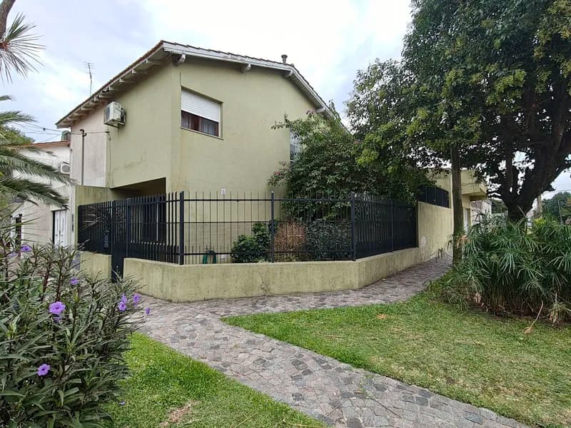 Casa en venta · Campana, Campana, GBA Norte, Provincia de Buenos Aires Casa en venta · Campana, Campana, GBA Norte, Provincia de Buenos Aires