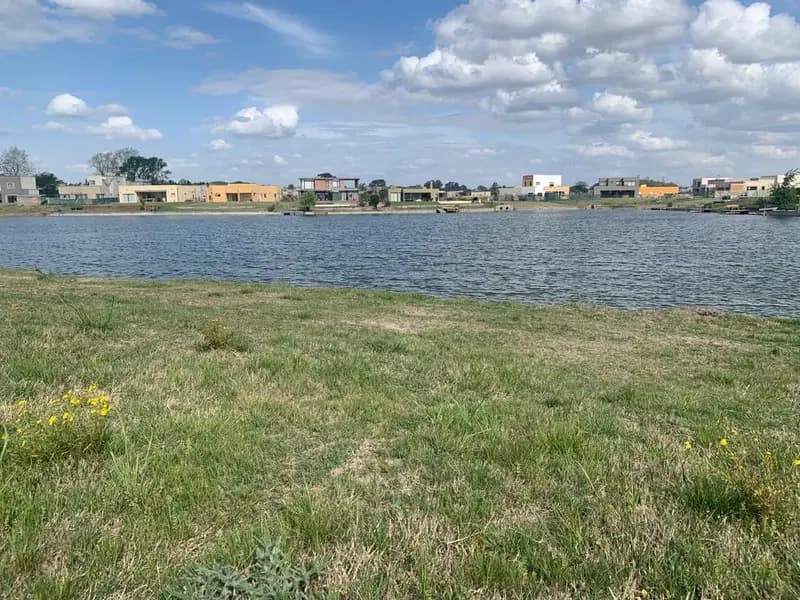 Terreno en venta · San Sebastián, Escobar, GBA Norte, Provincia de Buenos Aires Terreno en venta · San Sebastián, Escobar, GBA Norte, Provincia de Buenos Aires