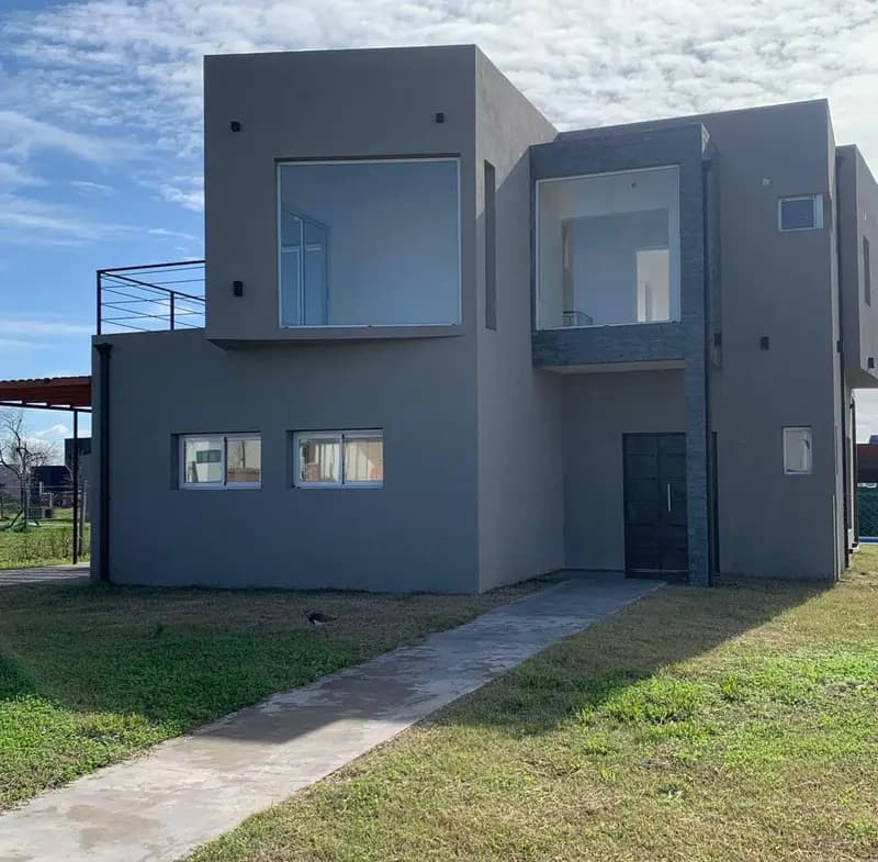 Casa en venta · San Sebastián, Escobar, GBA Norte, Provincia de Buenos Aires Casa en venta · San Sebastián, Escobar, GBA Norte, Provincia de Buenos Aires