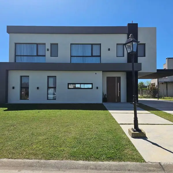 Casa en alquiler · San Sebastián, Escobar, GBA Norte, Provincia de Buenos Aires Casa en alquiler · San Sebastián, Escobar, GBA Norte, Provincia de Buenos Aires