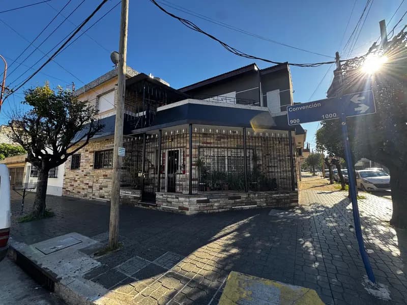 Casa en venta · Ciudad Madero, La Matanza, GBA Oeste, Provincia de Buenos Aires Casa en venta · Ciudad Madero, La Matanza, GBA Oeste, Provincia de Buenos Aires