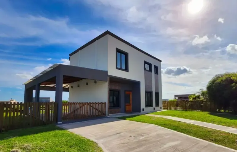 Casa en venta · San Sebastián, Escobar, GBA Norte, Provincia de Buenos Aires Casa en venta · San Sebastián, Escobar, GBA Norte, Provincia de Buenos Aires