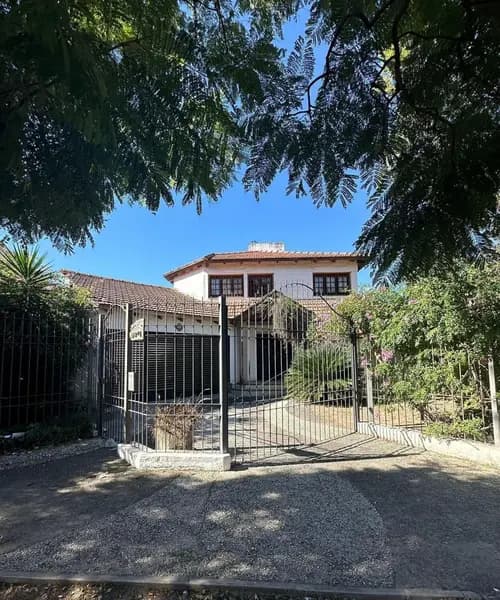 Casa en venta · Arguello, Córdoba Capital, Córdoba Casa en venta · Arguello, Córdoba Capital, Córdoba
