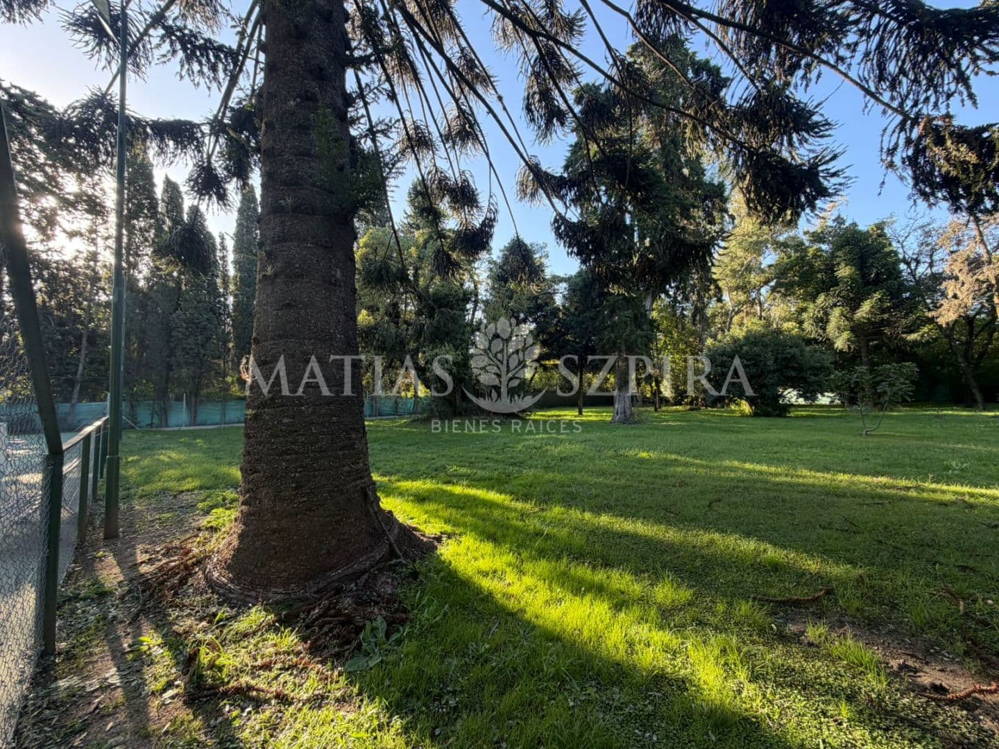 Terreno en venta · Villa Gobernador Udaondo, Ituzaingó, GBA Oeste, Provincia de Buenos Aires Terreno en venta · Villa Gobernador Udaondo, Ituzaingó, GBA Oeste, Provincia de Buenos Aires