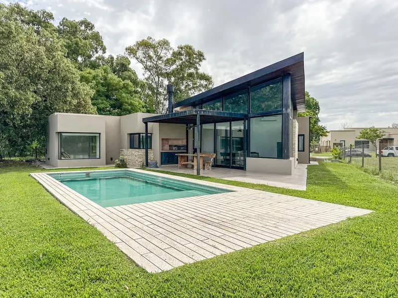 Casa en venta · San Sebastián, Escobar, GBA Norte, Provincia de Buenos Aires Casa en venta · San Sebastián, Escobar, GBA Norte, Provincia de Buenos Aires