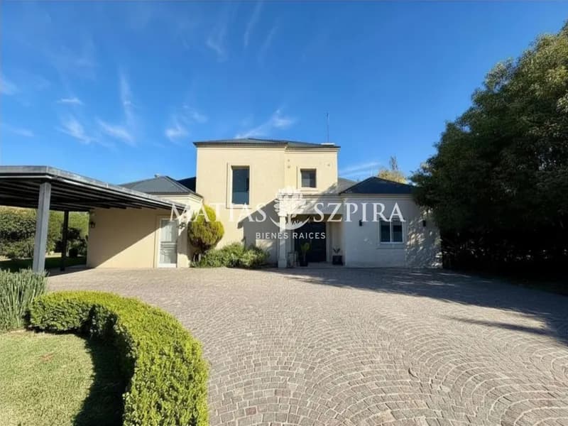 Casa en venta · Haras San Pablo, General Rodriguez, GBA Oeste, Provincia de Buenos Aires Casa en venta · Haras San Pablo, General Rodriguez, GBA Oeste, Provincia de Buenos Aires