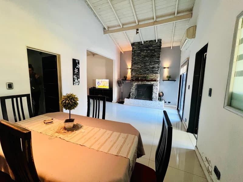 Casa en venta · Ituzaingó Norte, Ituzaingó, GBA Oeste, Provincia de Buenos Aires Casa en venta · Ituzaingó Norte, Ituzaingó, GBA Oeste, Provincia de Buenos Aires