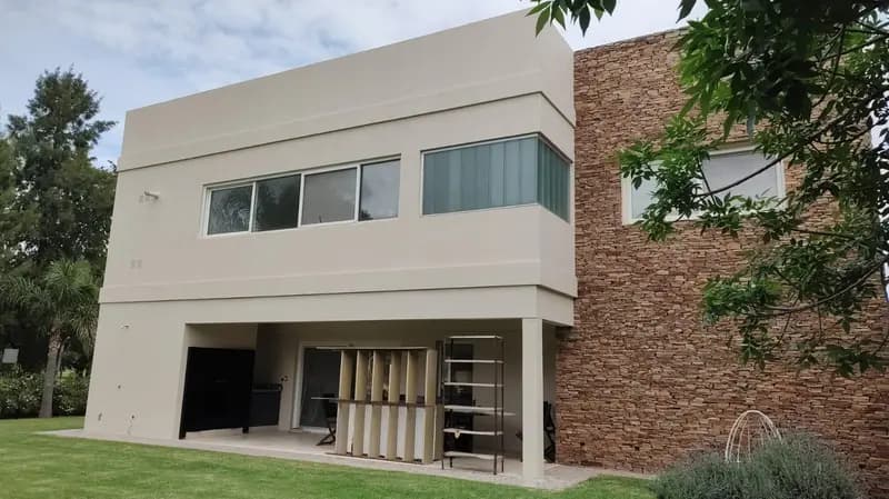 Casa en venta · San Sebastián, Escobar, GBA Norte, Provincia de Buenos Aires Casa en venta · San Sebastián, Escobar, GBA Norte, Provincia de Buenos Aires
