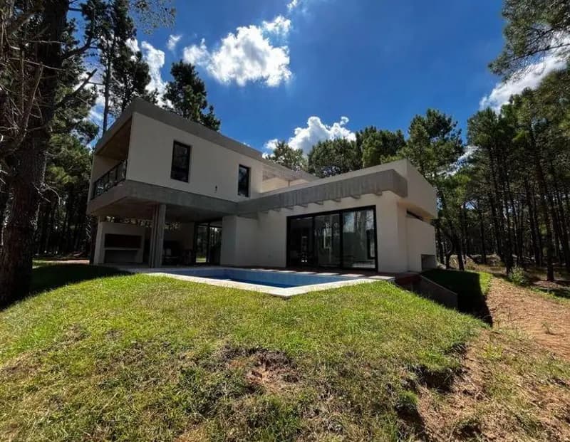 Casa en venta · Pinamar, Costa Atlántica, Provincia de Buenos Aires Casa en venta · Pinamar, Costa Atlántica, Provincia de Buenos Aires