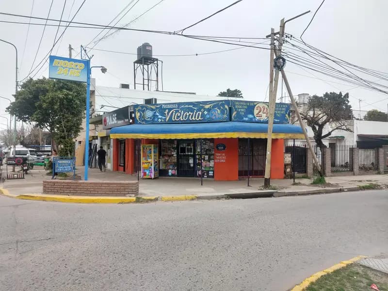 Casa en venta · Villa Vatteone, Florencio Varela, GBA Sur, Provincia de Buenos Aires Casa en venta · Villa Vatteone, Florencio Varela, GBA Sur, Provincia de Buenos Aires