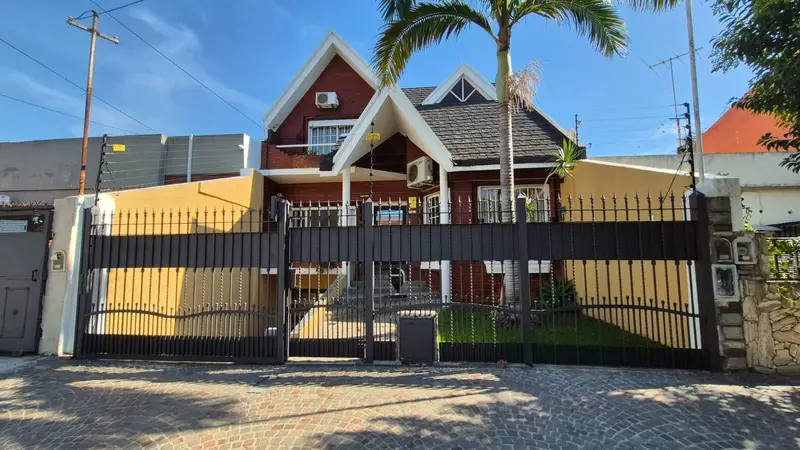 Casa en venta · Ciudad Madero, La Matanza, GBA Oeste, Provincia de Buenos Aires Casa en venta · Ciudad Madero, La Matanza, GBA Oeste, Provincia de Buenos Aires