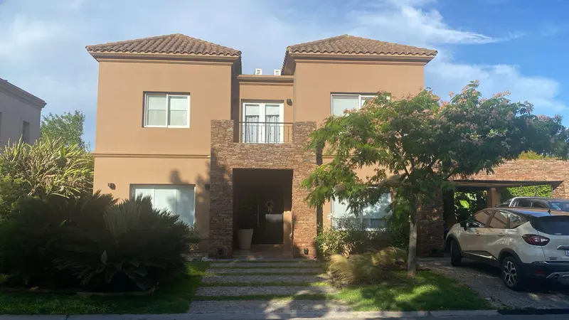 Casa en venta · Escobar, GBA Norte, Provincia de Buenos Aires Casa en venta · Escobar, GBA Norte, Provincia de Buenos Aires
