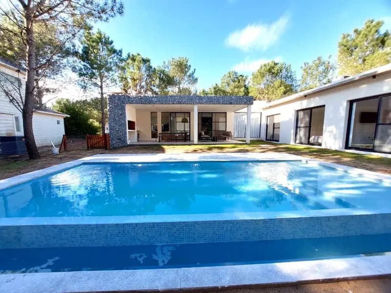 Casa en venta · Costa Esmeralda, Punta Medanos, La Costa, Costa Atlántica, Provincia de Buenos Aires Casa en venta · Costa Esmeralda, Punta Medanos, La Costa, Costa Atlántica, Provincia de Buenos Aires