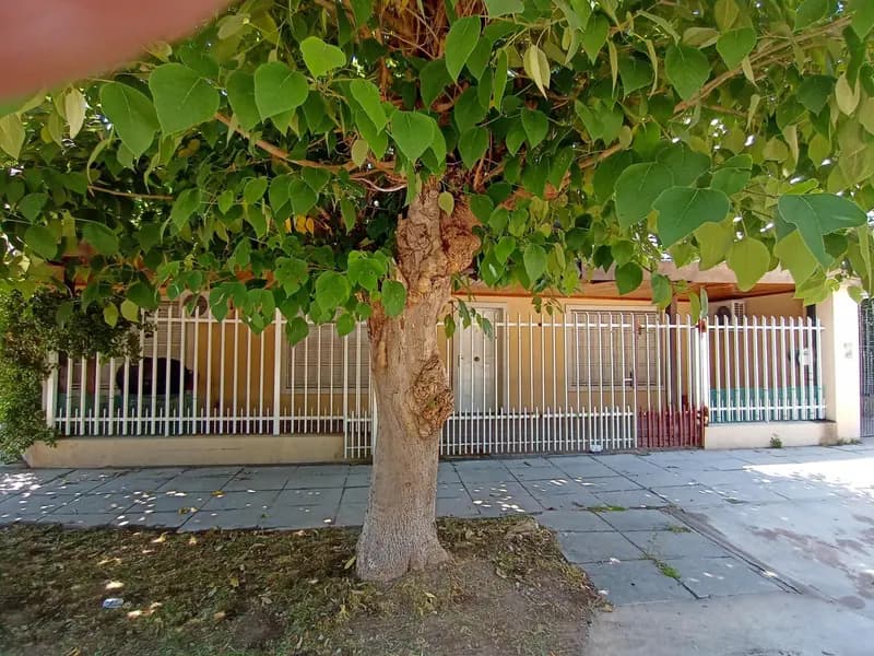 Casa en venta · El Palomar, Morón, GBA Oeste, Provincia de Buenos Aires Casa en venta · El Palomar, Morón, GBA Oeste, Provincia de Buenos Aires