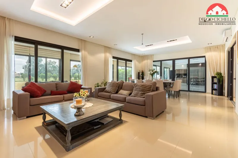 Casa en venta · Santa Irene, Luján, GBA Oeste, Provincia de Buenos Aires Casa en venta · Santa Irene, Luján, GBA Oeste, Provincia de Buenos Aires