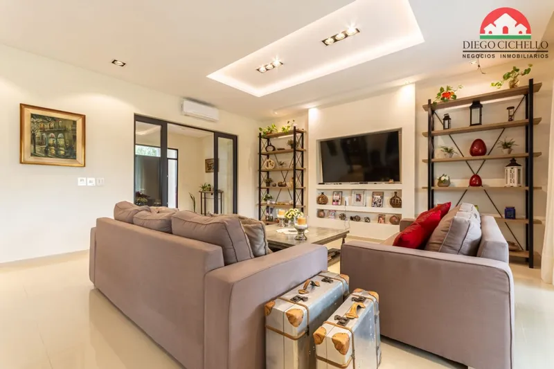 Casa en venta · Santa Irene, Luján, GBA Oeste, Provincia de Buenos Aires Casa en venta · Santa Irene, Luján, GBA Oeste, Provincia de Buenos Aires
