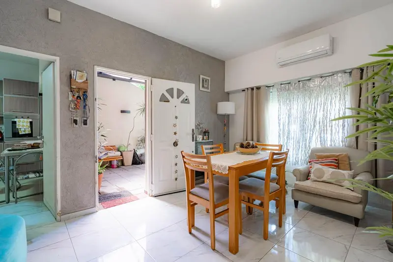 Casa en venta · Villa Luzuriaga, La Matanza, GBA Oeste, Provincia de Buenos Aires Casa en venta · Villa Luzuriaga, La Matanza, GBA Oeste, Provincia de Buenos Aires
