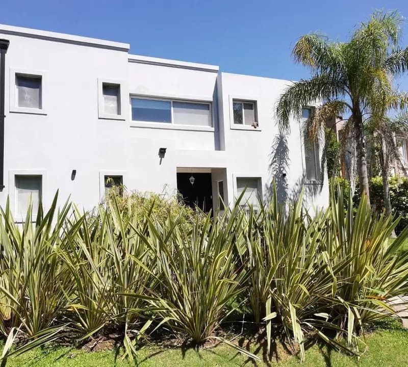 Casa en venta · San Isidro Labrador, Villanueva, Tigre, GBA Norte, Provincia de Buenos Aires Casa en venta · San Isidro Labrador, Villanueva, Tigre, GBA Norte, Provincia de Buenos Aires