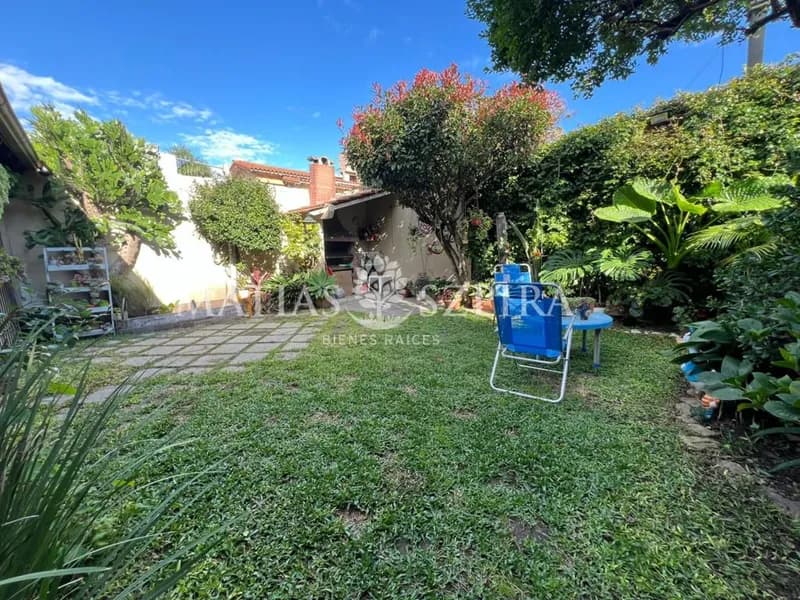 Casa en venta · Castelar Sur, Castelar, Morón, GBA Oeste, Provincia de Buenos Aires Casa en venta · Castelar Sur, Castelar, Morón, GBA Oeste, Provincia de Buenos Aires