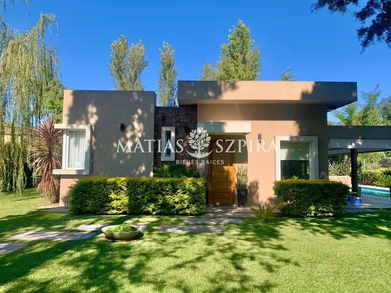 Casa en venta · Cardenal del Monte, General Rodriguez, GBA Oeste, Provincia de Buenos Aires Casa en venta · Cardenal del Monte, General Rodriguez, GBA Oeste, Provincia de Buenos Aires