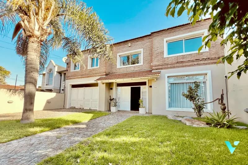 Casa en venta · Ituzaingó Norte, Ituzaingó, GBA Oeste, Provincia de Buenos Aires Casa en venta · Ituzaingó Norte, Ituzaingó, GBA Oeste, Provincia de Buenos Aires