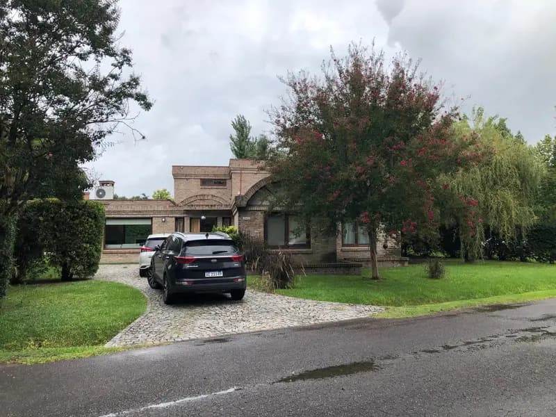 Casa en venta · Banco Provincia de Bs. As., Moreno, GBA Oeste, Provincia de Buenos Aires Casa en venta · Banco Provincia de Bs. As., Moreno, GBA Oeste, Provincia de Buenos Aires