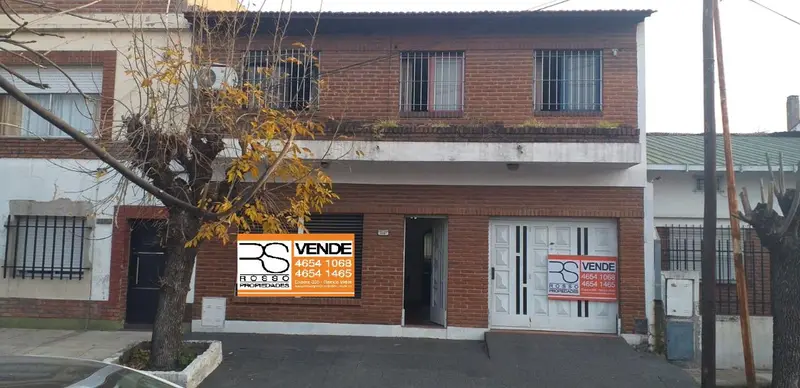 Casa en venta · Ramos Mejia, La Matanza, GBA Oeste, Provincia de Buenos Aires Casa en venta · Ramos Mejia, La Matanza, GBA Oeste, Provincia de Buenos Aires