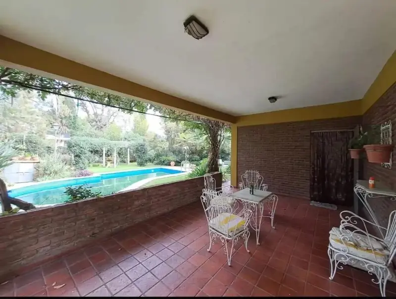 Casa en venta · Ezeiza, GBA Sur, Provincia de Buenos Aires Casa en venta · Ezeiza, GBA Sur, Provincia de Buenos Aires