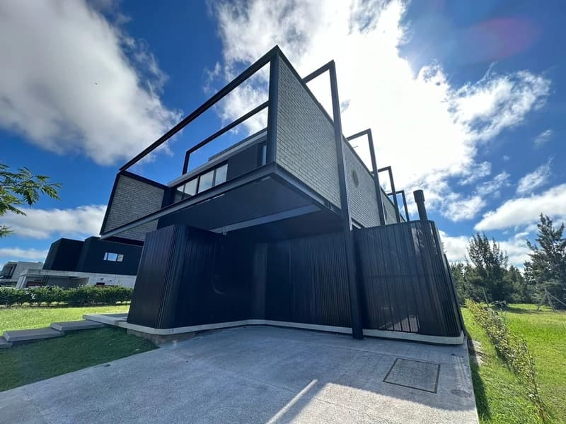 Casa en venta · Los Castaños, Nordelta, Tigre, GBA Norte, Provincia de Buenos Aires Casa en venta · Los Castaños, Nordelta, Tigre, GBA Norte, Provincia de Buenos Aires
