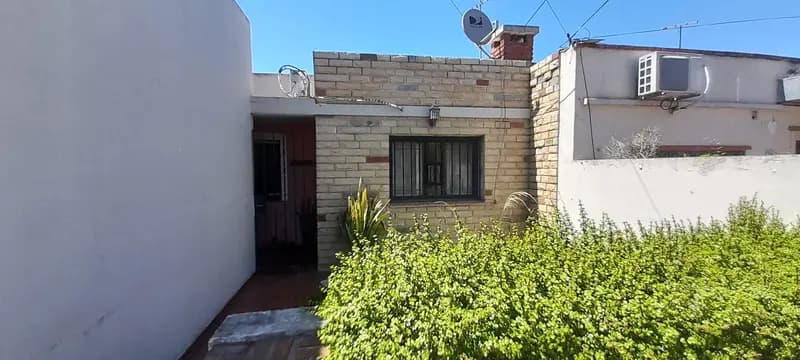 Casa en venta · Los Polvorines, Malvinas Argentinas, GBA Norte, Provincia de Buenos Aires Casa en venta · Los Polvorines, Malvinas Argentinas, GBA Norte, Provincia de Buenos Aires