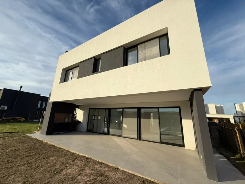 Casa en venta · Vila Marina, Tigre, GBA Norte, Provincia de Buenos Aires Casa en venta · Vila Marina, Tigre, GBA Norte, Provincia de Buenos Aires