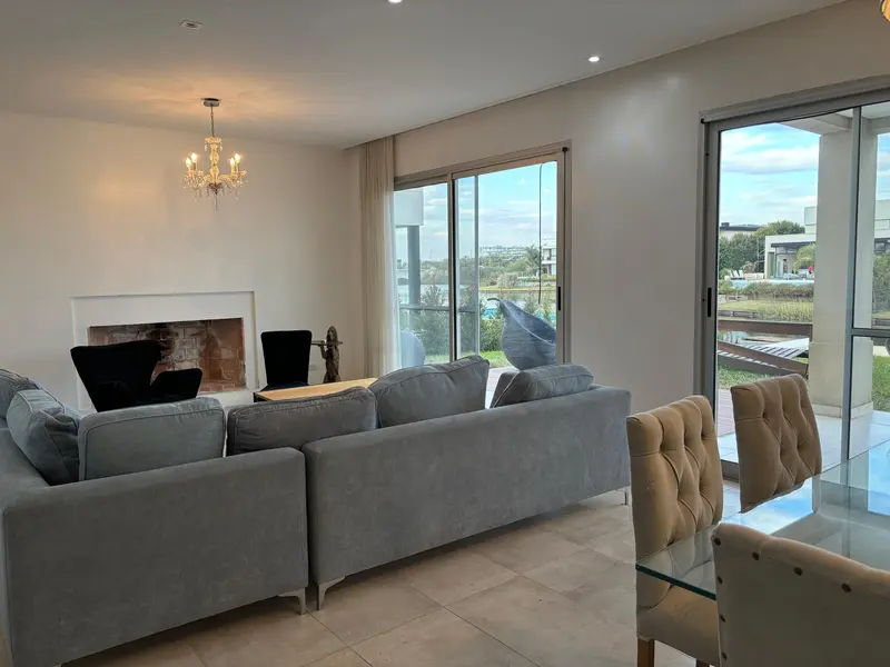 Casa en venta · Ceibos, Puertos del Lago, Escobar, GBA Norte, Provincia de Buenos Aires Casa en venta · Ceibos, Puertos del Lago, Escobar, GBA Norte, Provincia de Buenos Aires