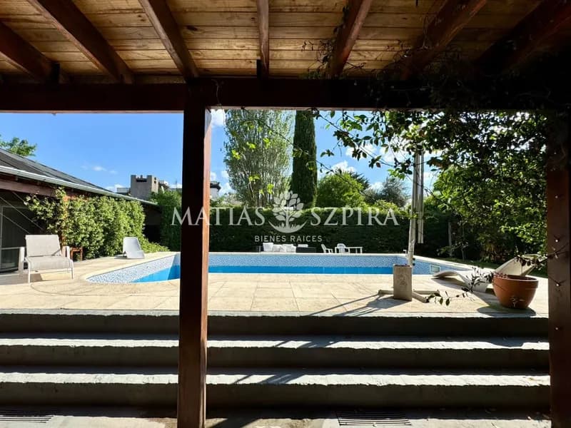 Casa en venta · Santa Ana, Moreno, GBA Oeste, Provincia de Buenos Aires Casa en venta · Santa Ana, Moreno, GBA Oeste, Provincia de Buenos Aires