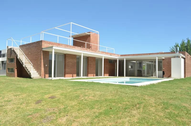 Casa en venta · Moreno, GBA Oeste, Provincia de Buenos Aires Casa en venta · Moreno, GBA Oeste, Provincia de Buenos Aires