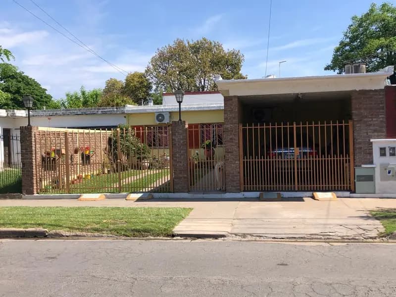 Casa en venta · José C Paz, José C Paz, GBA Norte, Provincia de Buenos Aires Casa en venta · José C Paz, José C Paz, GBA Norte, Provincia de Buenos Aires