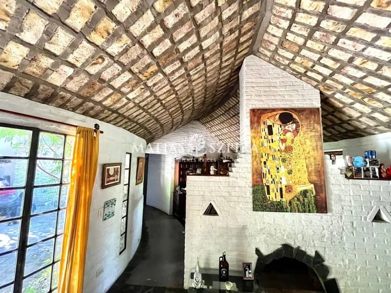 Casa en venta · Barrio Parque Leloir, Ituzaingó, GBA Oeste, Provincia de Buenos Aires Casa en venta · Barrio Parque Leloir, Ituzaingó, GBA Oeste, Provincia de Buenos Aires